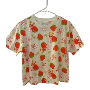 Strawberry shortcake Women’s T-shirt Size L